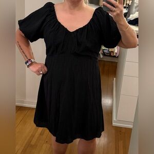 Old Navy Puff Sleeve Windowpane Smocked Black Dress XL